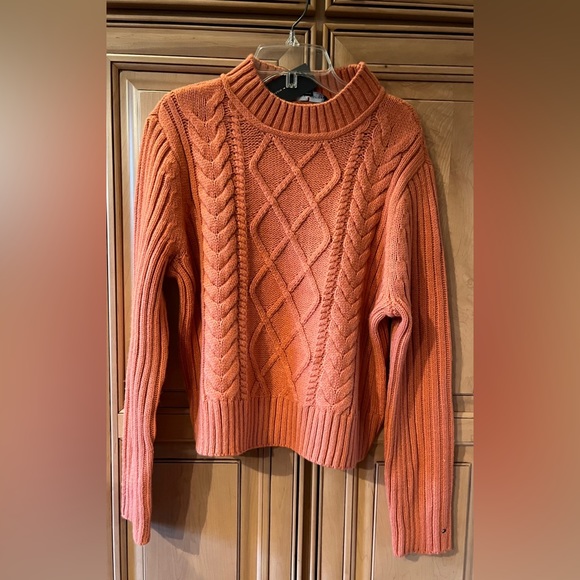⚡️NWT Tommy Hilfiger Cable Knit Mock Neck Sweater - Picture 3 of 8